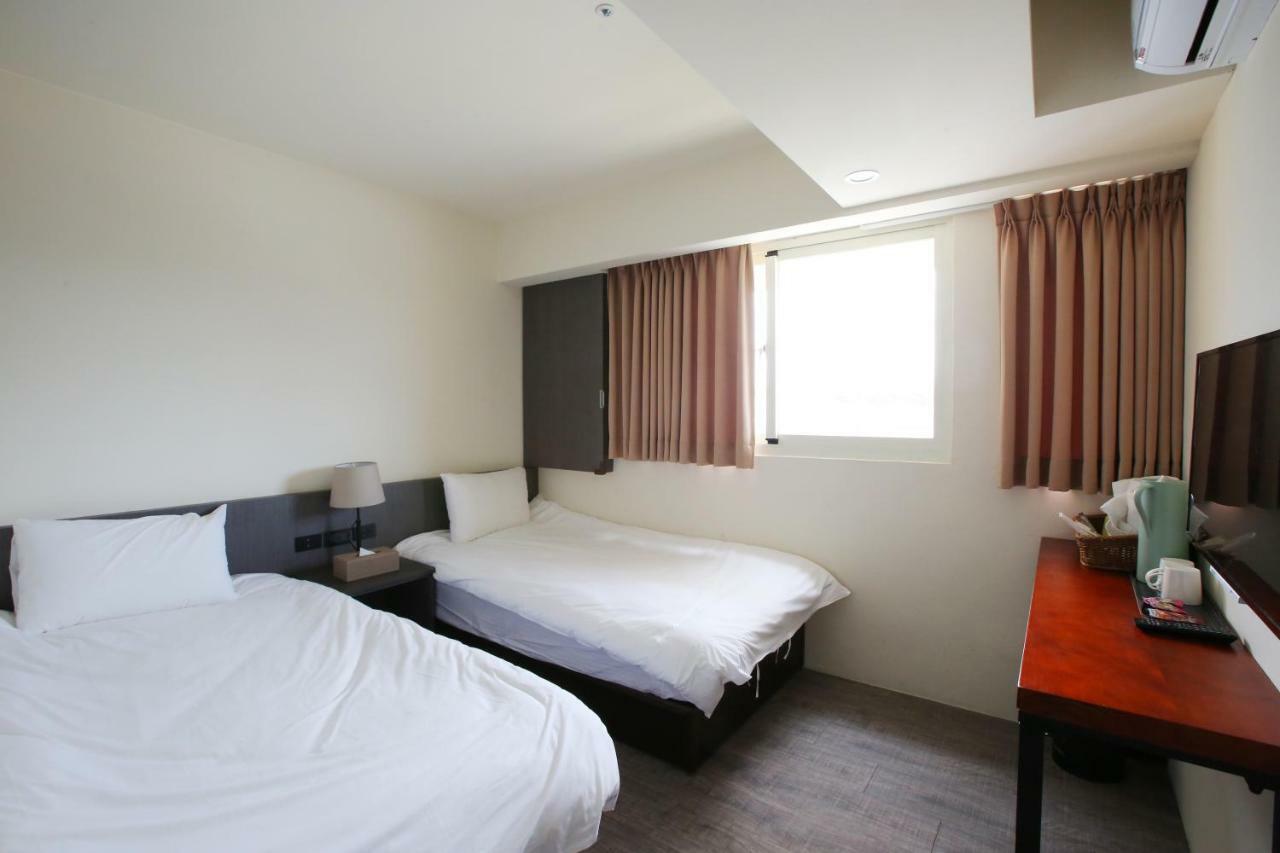 Loosha Hostel Ταϊχούνγκ Εξωτερικό φωτογραφία